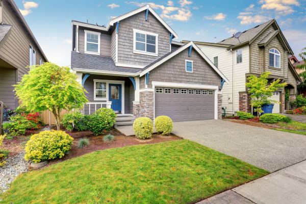 Curb Appeal Landscaping in Sarasota